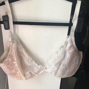 Victoria’s Secret - Very Sexy Plunge bra (36DD)